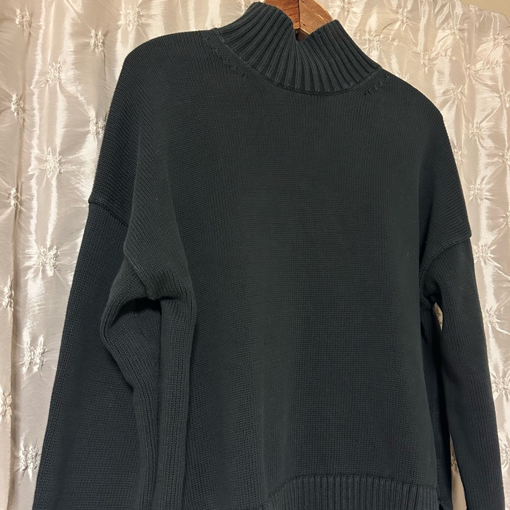 Everlane Black Cotton Mock Neck Rib Knit Sweater - Picture 5 of 12